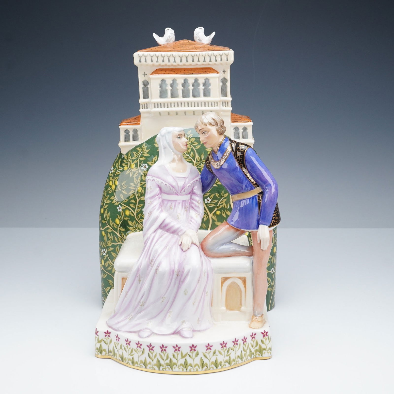 Royal Doulton Porcelain Figurine, Romeo & Juliet HN3113 (1 of 7)