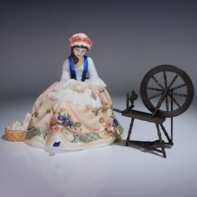 Royal Doulton Figurine Spinning The Gentle Arts HN2390