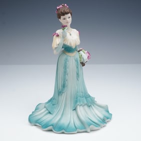 Coalport Porcelain Figurine Summer Fragrance with Box