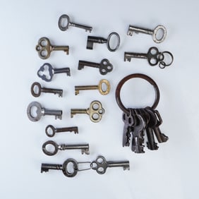 25pc Antique Barrel and Skeleton Keys Assorted Styles