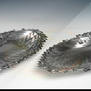 W & S Blackinton Fine Silver Plated Shell Form Footed Centerpiece: Shell form centerpiece crafted by W & S Blackinton, established in 1865 and known for fine silver plate. This silver plated serving piece features a sculpted, scallop-inspired basin with repousse-styl