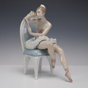 Lladro Porcelain Figurine, Final Touches 1005866