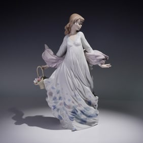 Lladro Porcelain Figurine, Spring Splendor 1005898