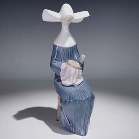 Lladro Porcelain Figurine, Time To Sew 1005501