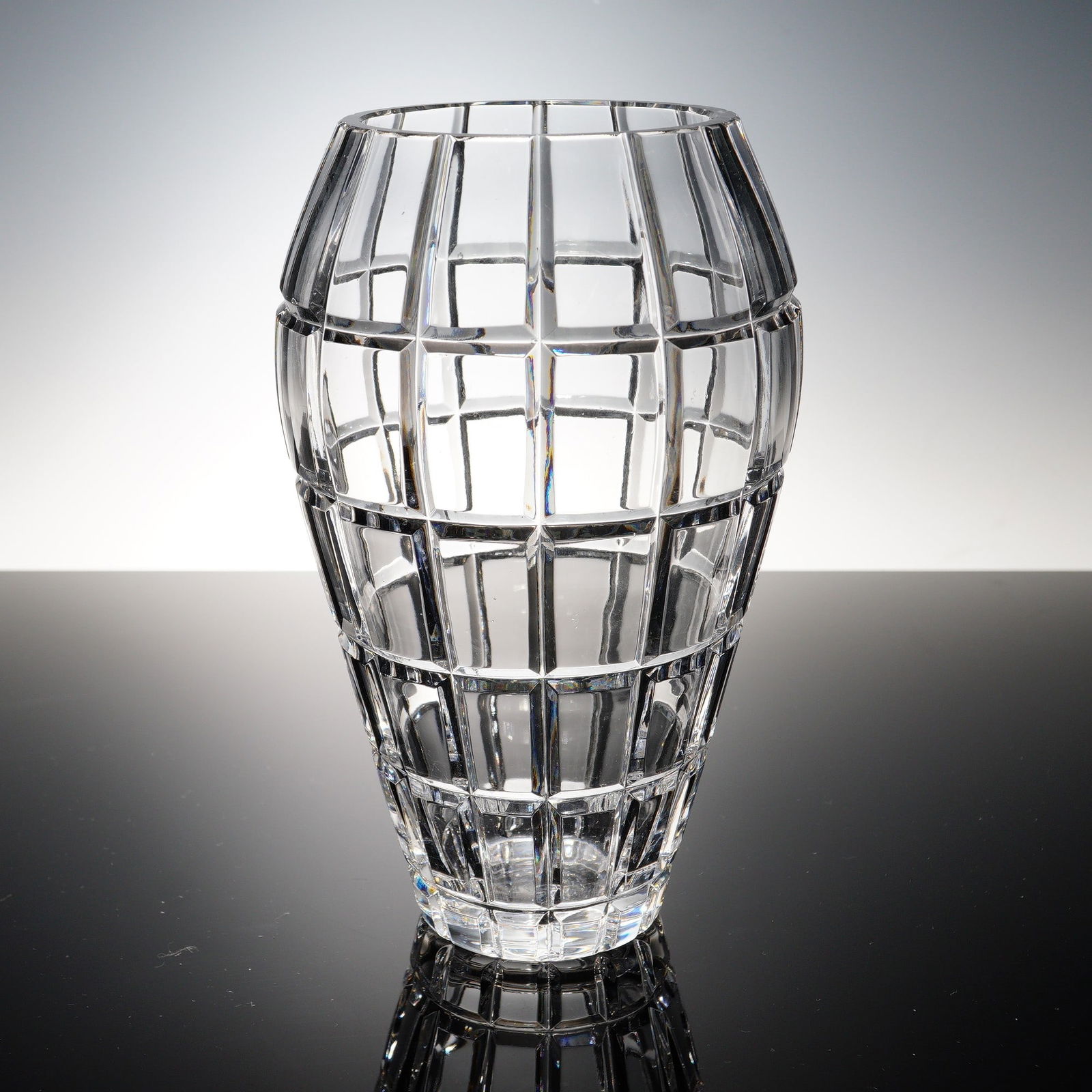 Contemporary Grid-Cut Crystal Vase in a Barrel Form (1 of 4)