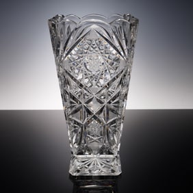 Cut Crystal Vase with Geometric Star Pattern