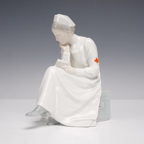 Bing & Grondahl Porcelain Red Cross Nurse Figurine 1866