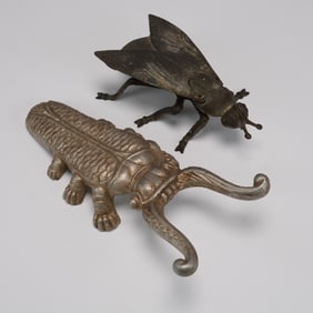 2pc Pair of Cast Metal Novelty Insect Figures