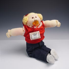 Cabbage Patch Kids Doll Leonia Rochel with Signature and Pacifier