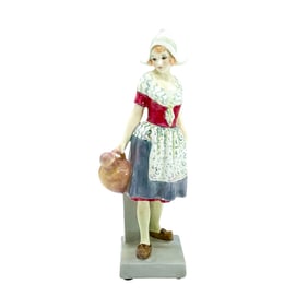Gretchen - Royal Doulton Colorway Figurine
