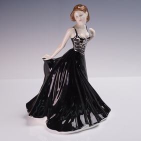 Royal Doulton Figurine, Amelia HN4327