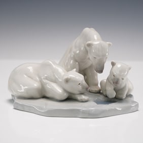 Lladro Porcelain Figurine Bearly Love 01001443