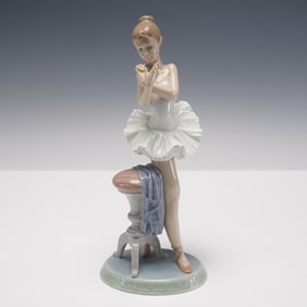 Lladro Porcelain Figurine Perfect Performance 01007641