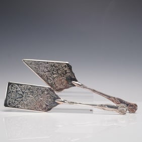 Pair of Sheffield Silverplate Pie and Cake Servers
