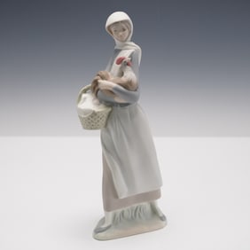 Lladro Figurine Girl with Cockerel 01014591