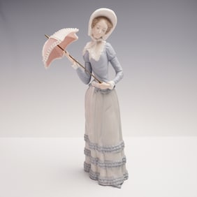 Lladro Porcelain Figurine, Aranjuez Little Lady 1014879