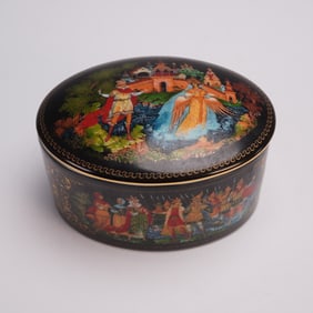 Russian Painted Ceramic Oval Box with Lid Tale of Tsar Saltan