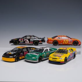 5pc NASCAR 1:24 Scale Die Cast Car Collectibles
