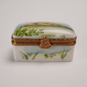 GR Limoges Porcelain Trinket Box, Le Mont Saint Michel