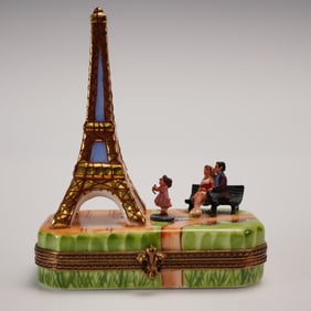 Limoges France La Vie en Rose Eiffel Tower Keepsake Box