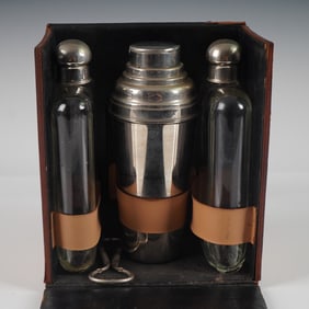 Vintage Travel Bar Set with Shaker and Flasks in Leather Case