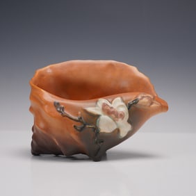 Roseville Pottery, Magnolia Cornucopia Vase, 453-6