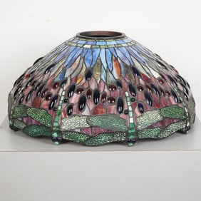 Tiffany Studios Style Stained Glass Dragonfly Motif Lamp Shade
