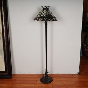Tiffany Style Stained Glass Floor Lamp with Ornate Metal Base