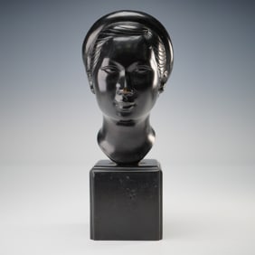 Bronze Bust of a Vietnamese Woman Attributed to Thanh Le Nguyen