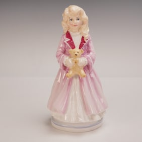 Royal Doulton Figurine Faith HN3082
