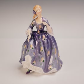 Royal Doulton Figurine Nicola HN2839