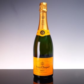 Veuve Clicquot Brut Champagne with Original Box