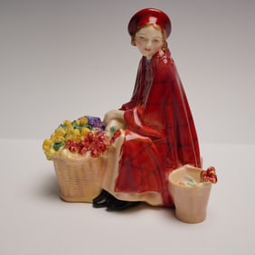 Royal Doulton Figurine, Bonnie Lassie HN1626
