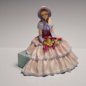 Royal Doulton Figurine, Day Dreams HN1732