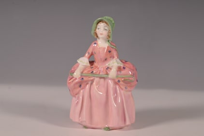 Royal Doulton Figurine Bo Peep HN1811