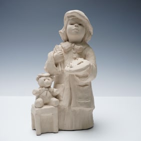 Austin Sculpture Little Artist by Dee Crowley Figurine
