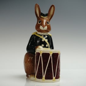 Royal Doulton Bunnykins Figurine, Bunnybank D6615