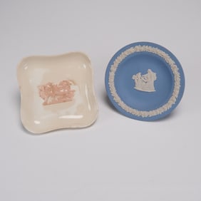 2pc Wedgwood Queensware and Jasperware Plates