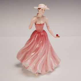 Royal Doulton Figurine Chloe Lady of the Year 2000