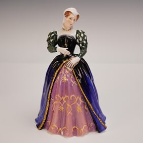 Royal Doulton Figurine Mary Queen of Scots HN3142