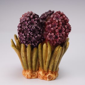 Harmony Kingdom Covered Box Figurine, Hyacinth