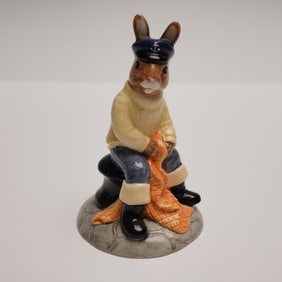 Royal Doulton Bunnykins Figurine, Fisherman DB170