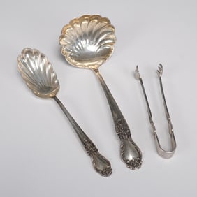 3pc International Sterling Sugar Serving and Ladle, Brocade