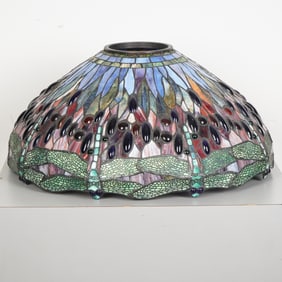 Tiffany Studios Style Stained Glass Dragonfly Motif Lamp Shade