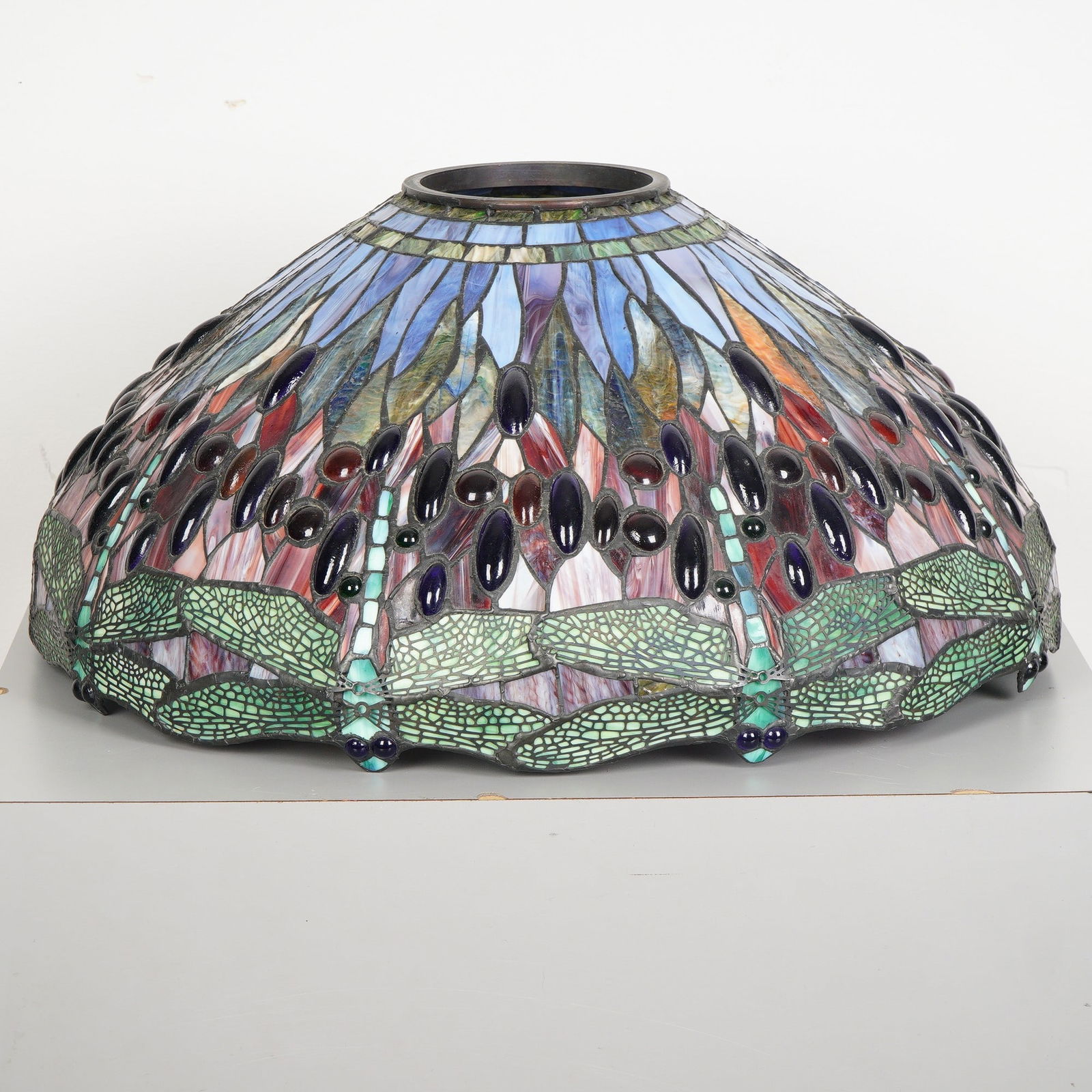 Tiffany Studios Style Stained Glass Dragonfly Motif Lamp Shade (1 of 8)
