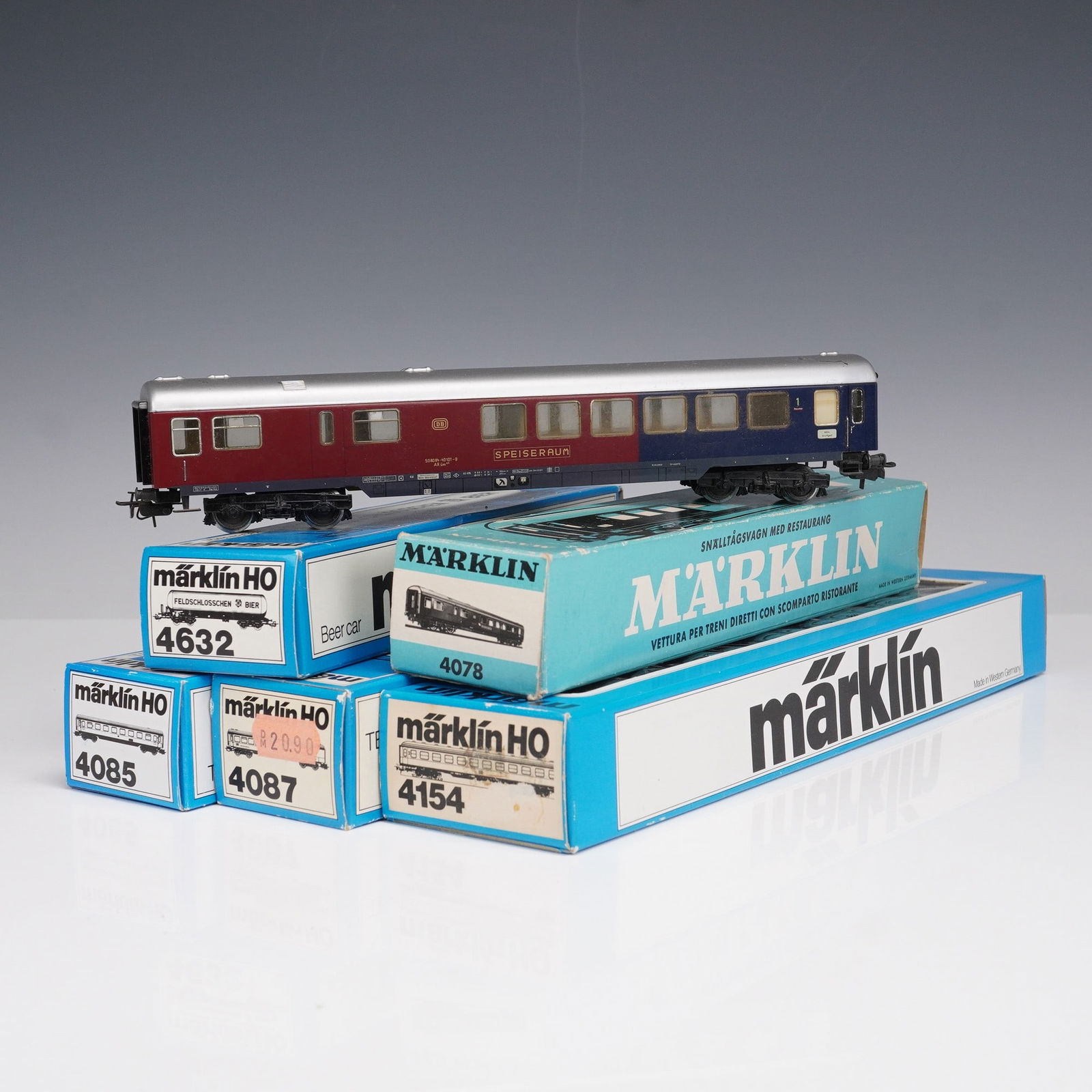 5pc Vintage Marklin HO Scale Model Trains (1 of 9)
