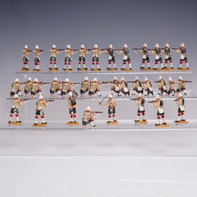 34pc El Templario Cast Metal Painted Toy Soldiers Highland