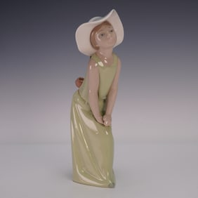 Lladro Porcelain Figurine, Curious 1005009