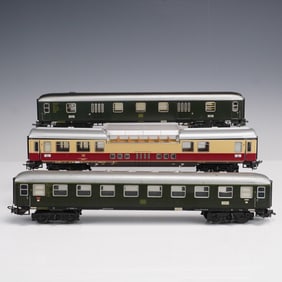 3pc Marklin Model Train Passenger Coaches