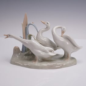 Lladro Porcelain Figurine 4549 Geese Group